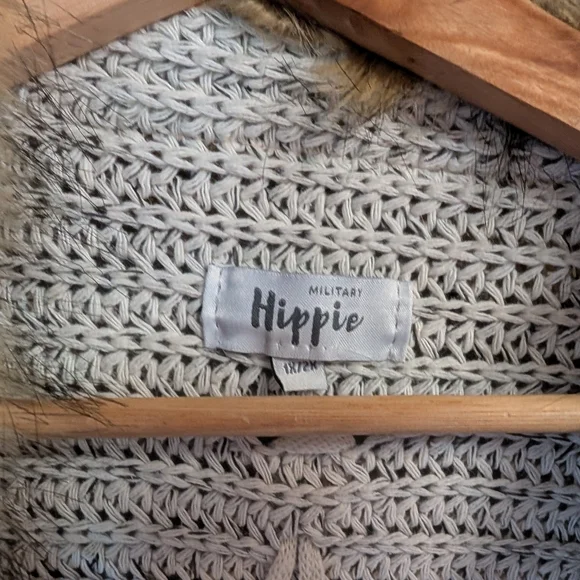 Military Hippie Boho Faux Fur Trim Cardigan Cable Knit One Size Fits Most - Picture 2 of 5